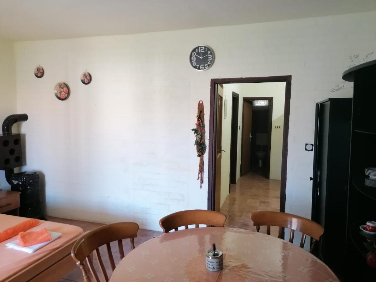 Apartmani Volaric Pag 파그 외부 사진